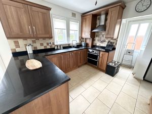 Kitchen- click for photo gallery